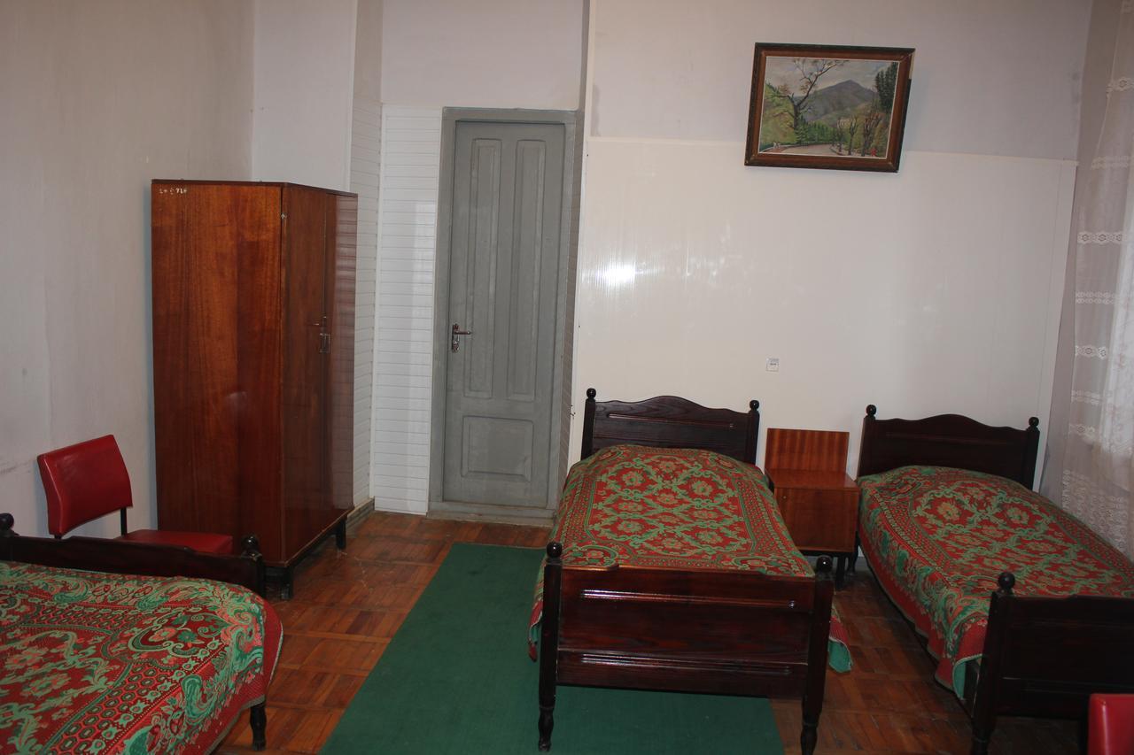 Firuza Hostel Боржомі Екстер'єр фото